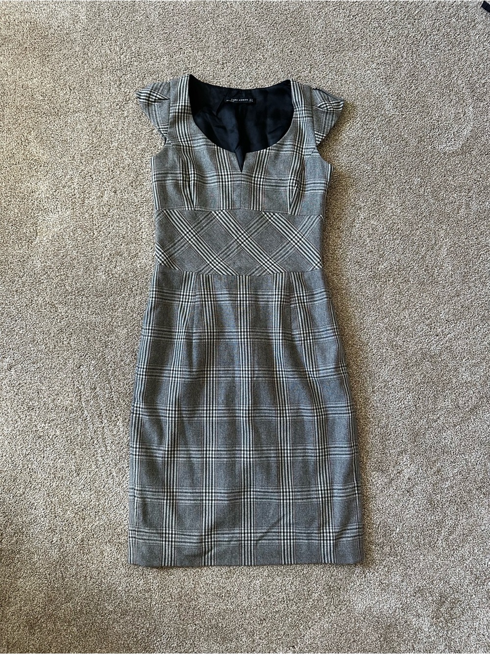 Zara Gray Plaid Wool Blend Midi Sheath Dress